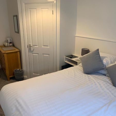 Rooms At The Inn Ретфорд Екстериор снимка