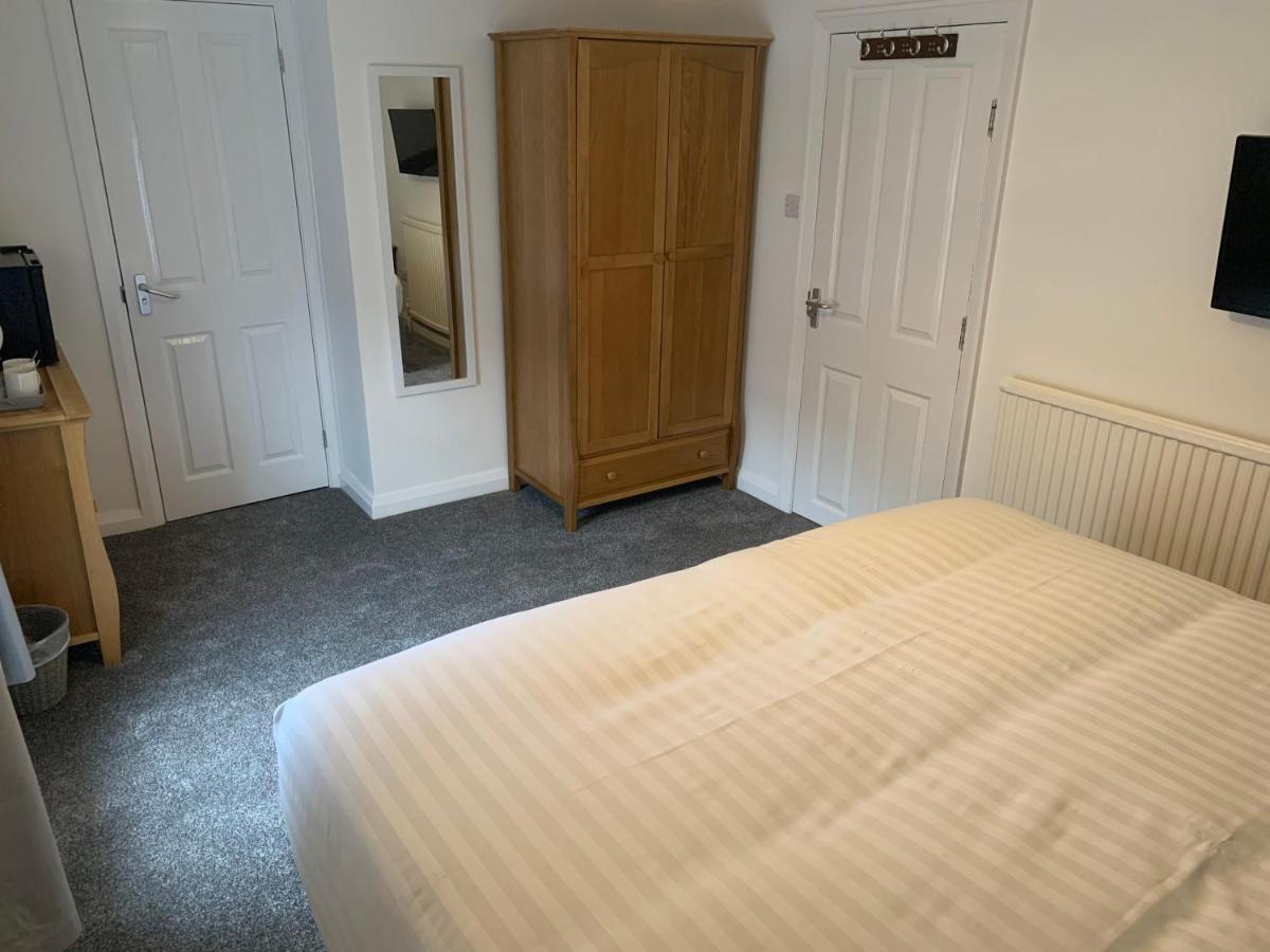 Rooms At The Inn Ретфорд Екстериор снимка