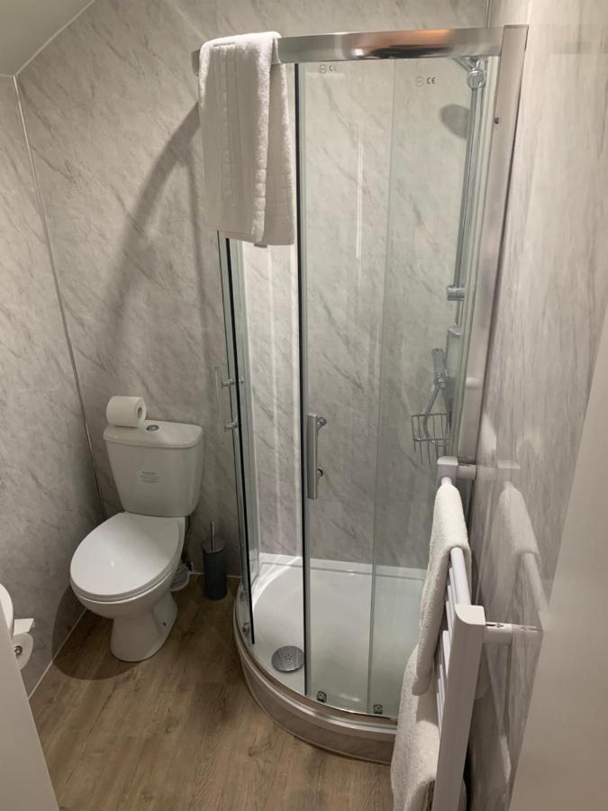 Rooms At The Inn Ретфорд Екстериор снимка